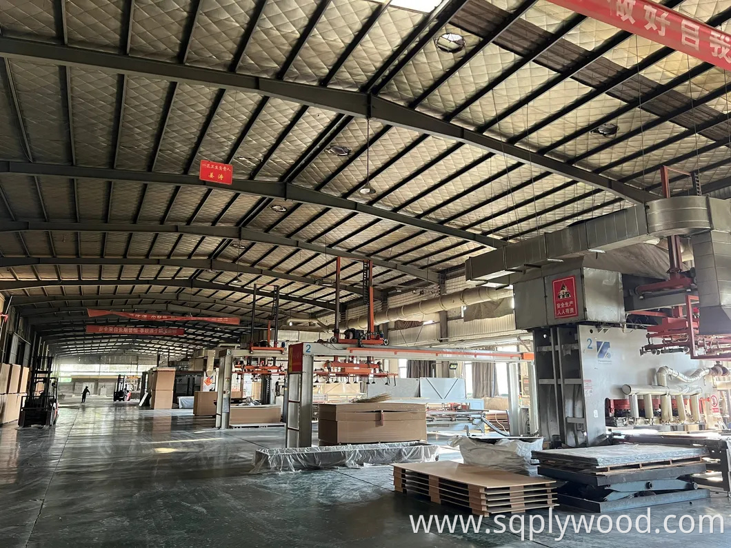 Melamine MDF Plain/Laminated/Slot/UV/Veneer/Melamine MDF for Furniture